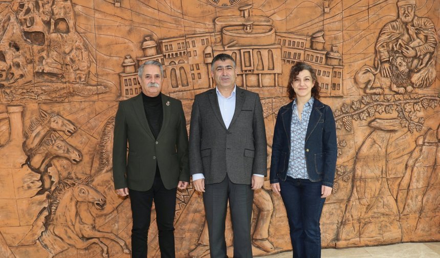 Eğitim-İş Sendikası Nevşehir Şube Başkanı Demir’den Rektör Aktekin’e Ziyaret