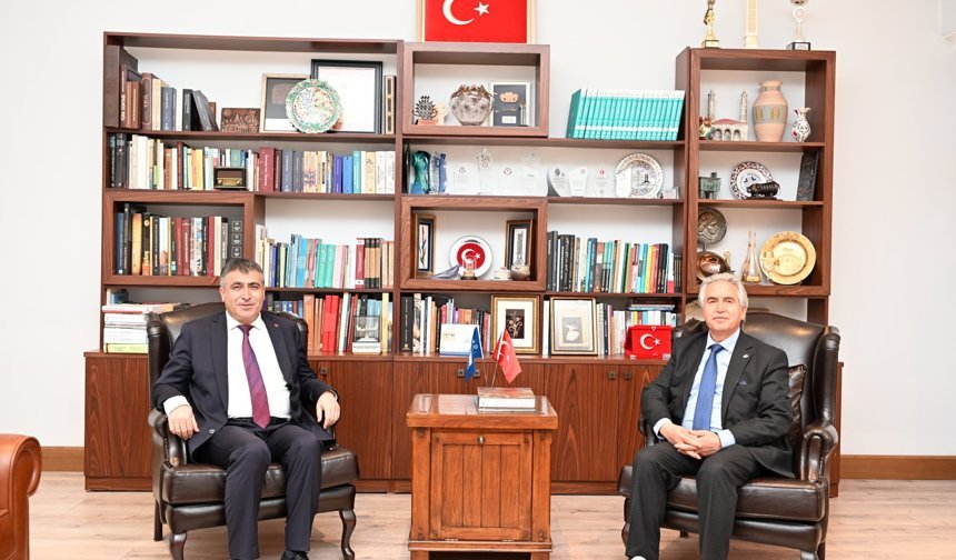 Rektör Aktekin’den UNESCO Türkiye Millî Komisyonu Başkanı Oğuz’a Ziyaret
