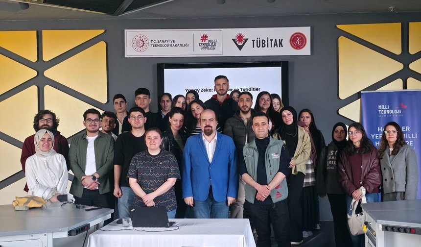 Yapay Zekâ: Fırsatlar ve Tehditler Söyleşisi Yoğun İlgiyle Gerçekleştirildi