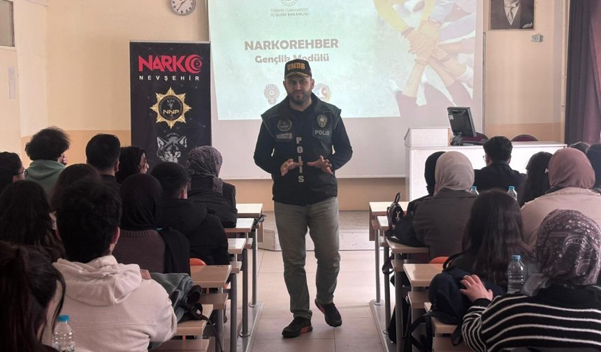 Nevşehir’de Narkotik Ekiplerinden Yoğun Bilgilendirme Seferberliği