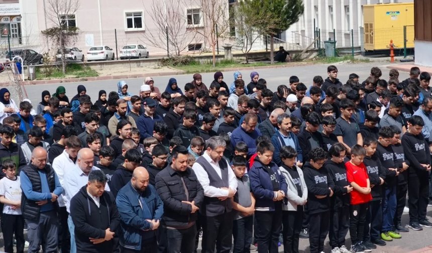 Nevşehir RTE Proje İmam Hatip Lisesi’nde Duygu Dolu Anma