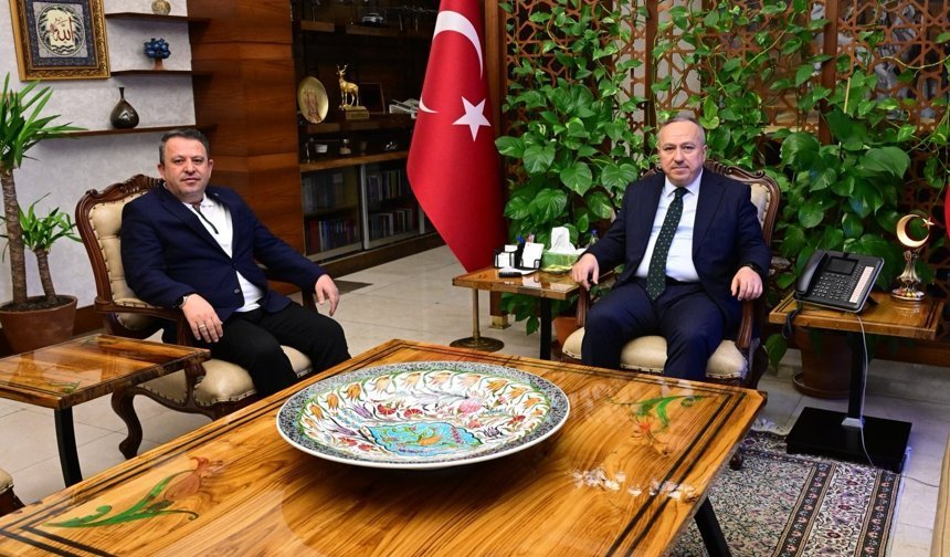 Nevşehir Valisi, Kaymakam ve Hayırseverlerle Görüştü