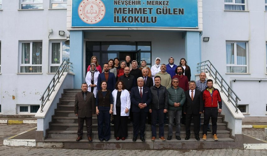 Nevşehir İl Millî Eğitim Müdürü Yusuf Yazıcı Mehmet Gülen İlkokulunu Ziyaret Etti