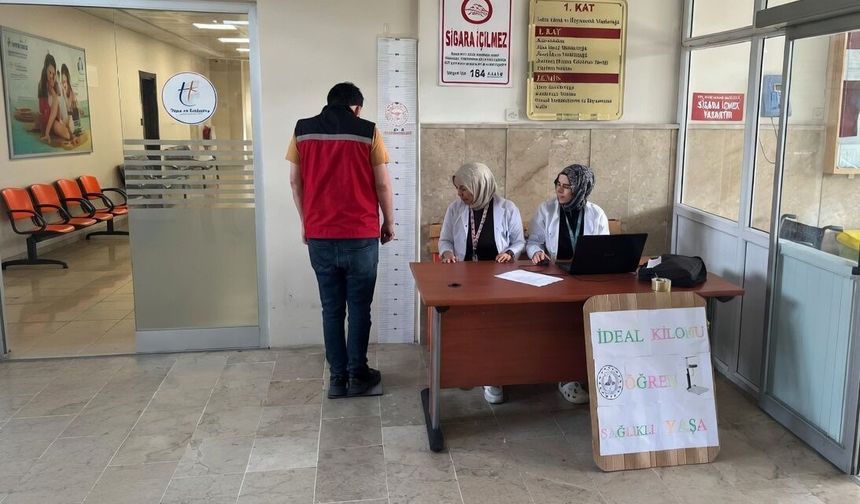 Nevşehir’de 2 Bin Kişi 4,9 Ton Kilo Verdi