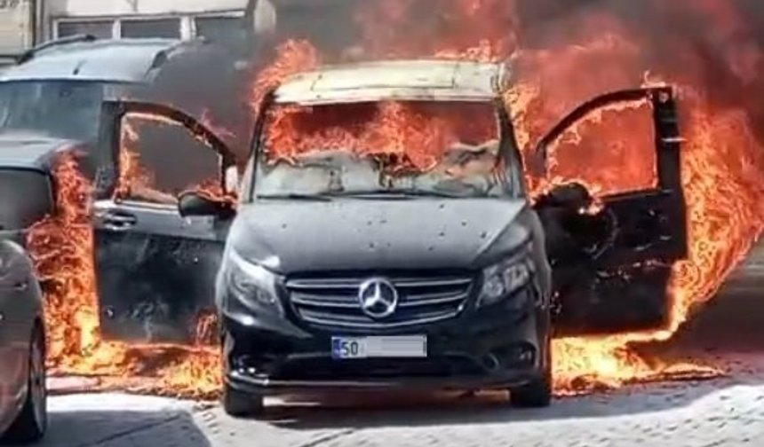 Avanos’ta Araç Yangını: Alevler 3 Aracı Sardı