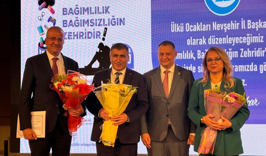 Ülkü Ocakları’ndan Bağımlılıkla Mücadele Paneli