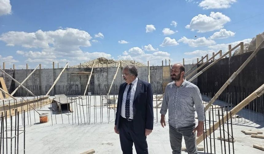 Avanos’ta 1800 Tonluk Yeni Su Deposu Hızla Yükseliyor