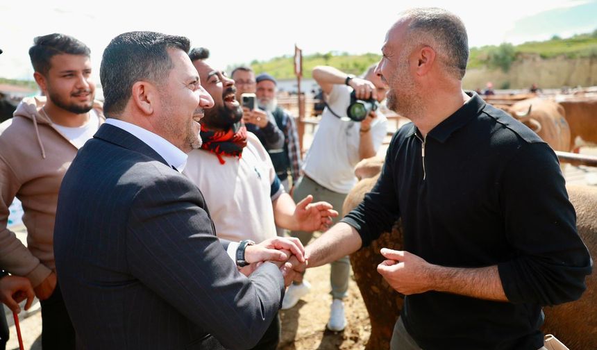 Başkan Rasim Arı Kurban pazarlığı yaptı