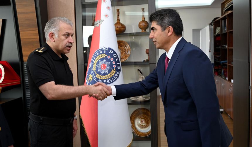 Nevşehir Emniyetinde Bayramlaşma: Karaman Personeli Kabul Etti