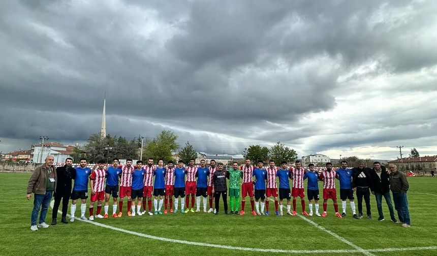 Özlücegücü Fair-Play Ruhuyla Takdir Topladı