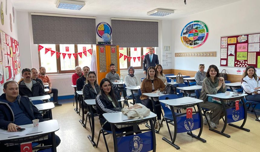 Altınyıldız’da Veli Toplantısına Yoğun İlgi