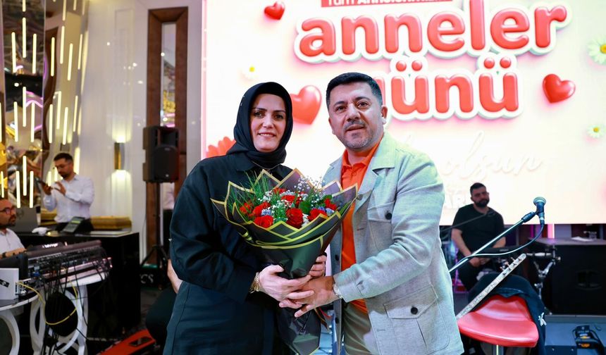 Nevşehir Belediyesi Anneleri Unutmadı
