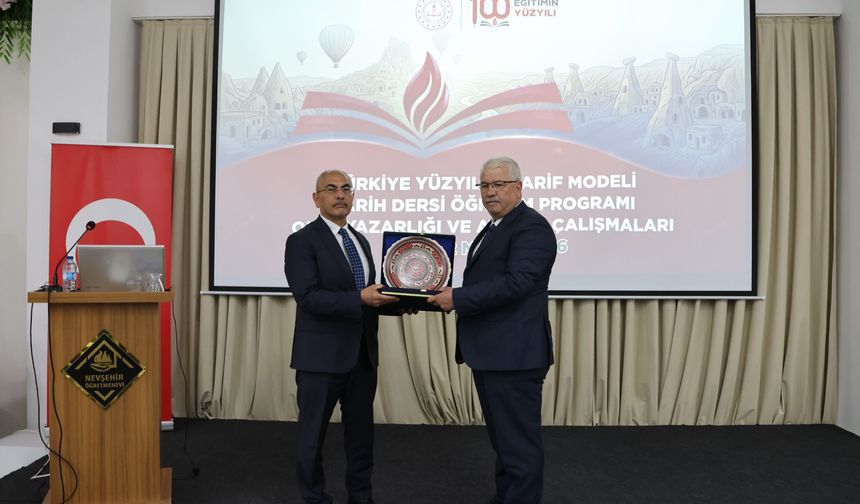 Nevşehir’de “Türkiye Yüzyılı Maarif Modeli” Tarih Eğitimi Kursu Tamamlandı