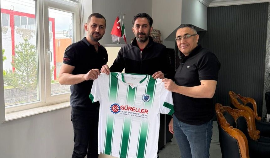 Karapınarspor’a Forma Sponsoru Oldu