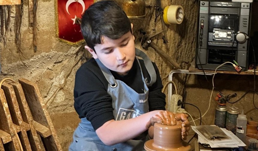 Kapadokya’nın En Küçük Çömlek Ustası