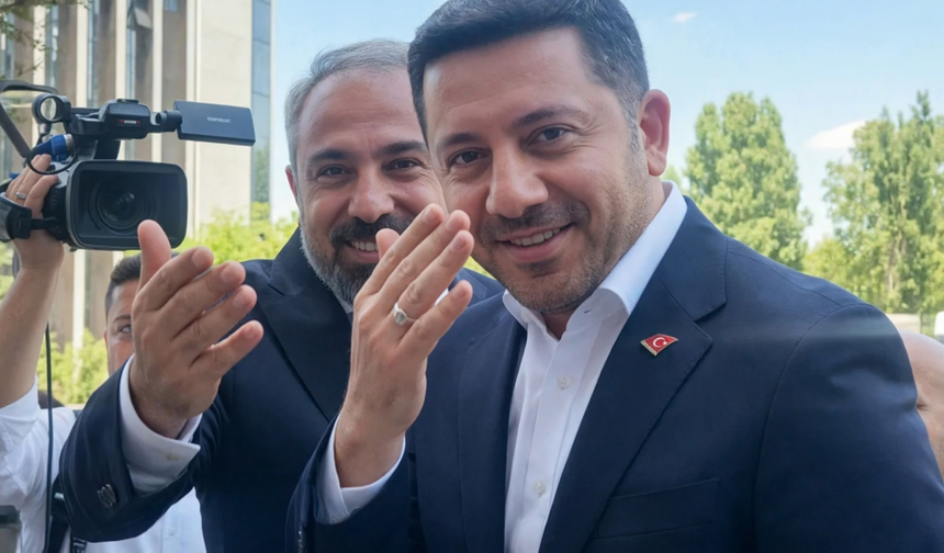 Nevşehir Belediye Başkanı Rasim Arı AK Parti Genel Merkezi’nde....