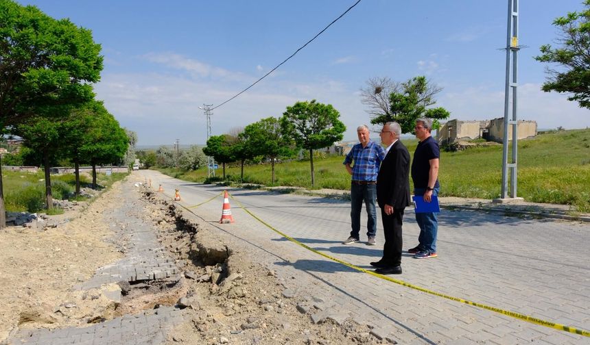 Tuzköy’de Zarar Gören Yollar Onarılıyor