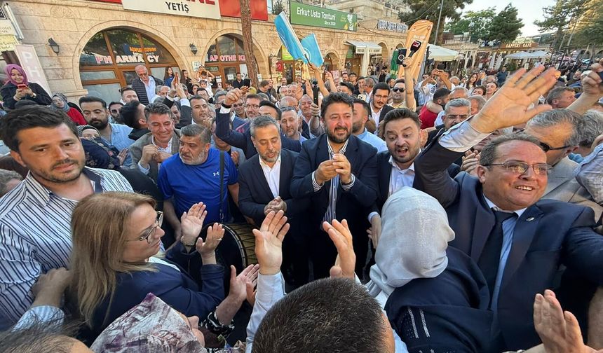 Seçim Sonrası Mustafapaşa’da Coşkulu Kutlama