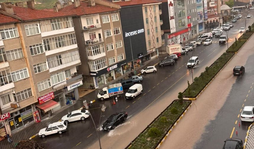 Nevşehir'i sel götürdü: O anlar kamerada