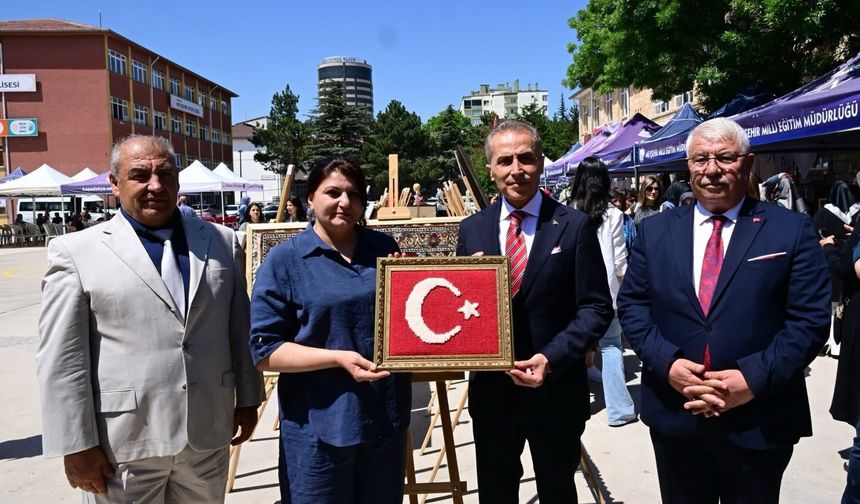 Nevşehir’de 636 Kursun Ürünleri Sergilendi