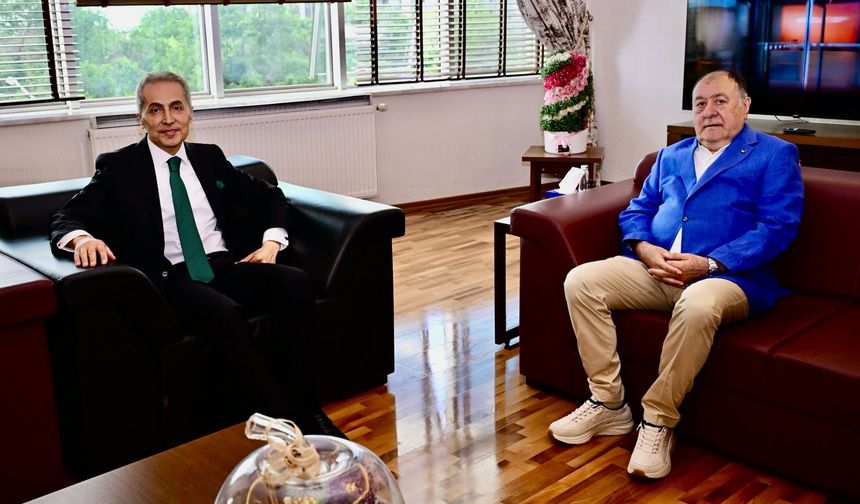 Vali Hüseyin Kök’ten Parmaksız’a İade-i Ziyaret