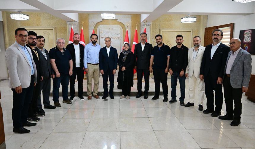Nevşehir Eğitime Destek Platformu'ndan Vali Hüseyin Kök'e Ziyaret