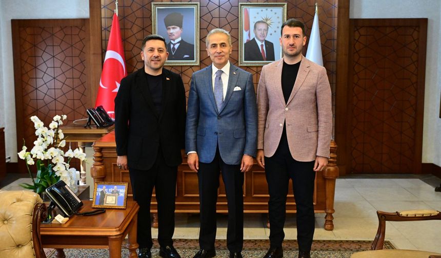 Başkan Arı ve Yüzer’den Vali Kök’e Ziyaret