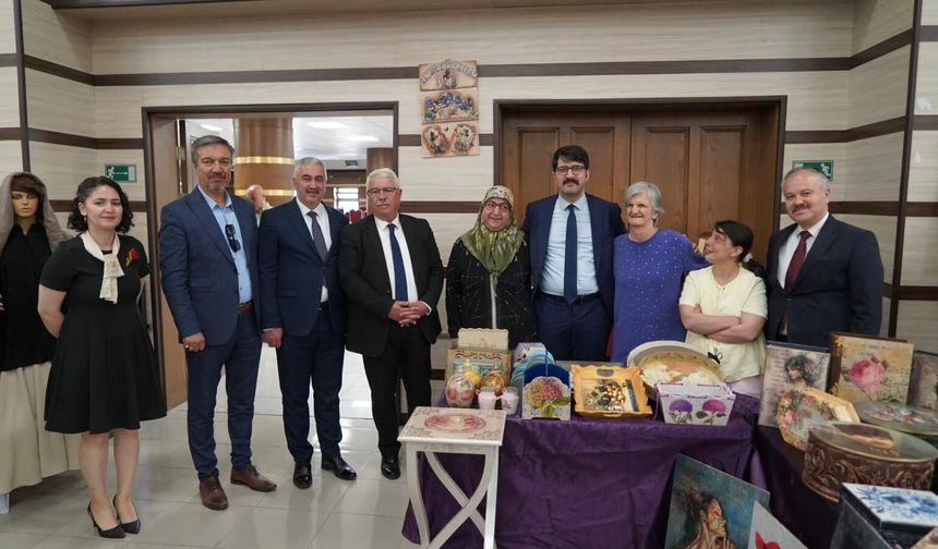 Ürgüp’te Hayat Boyu Öğrenme Şenliği Coşkuyla Açıldı