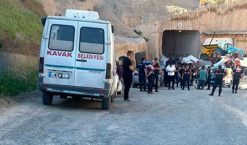 Nevşehir'de acı olay! Devrilen forklift can aldı