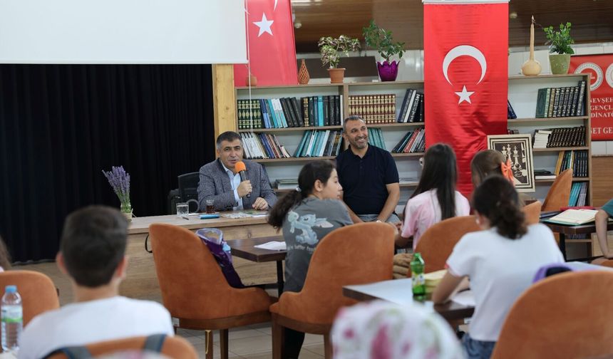 Rektör Aktekin Öğrencilerle Buluştu