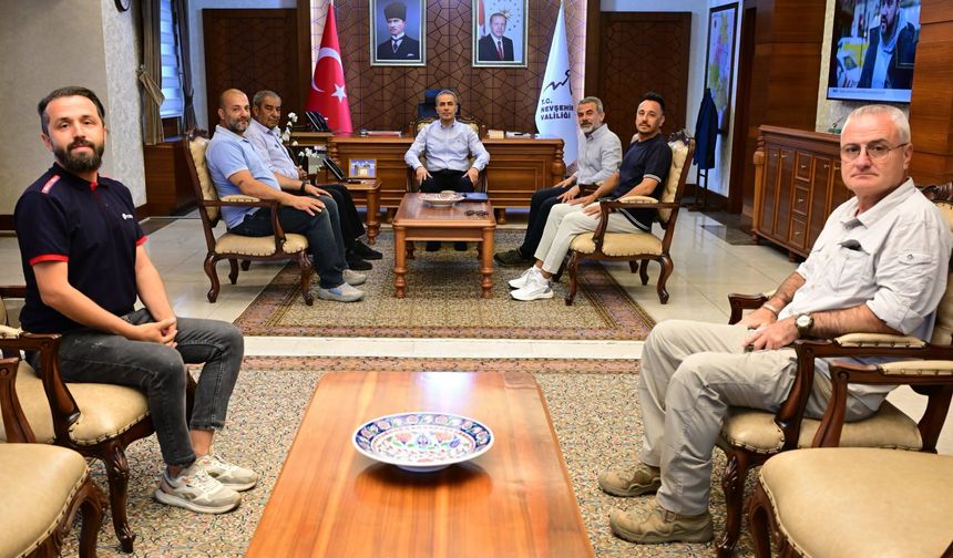 Nevşehir'de Otomobil Sporları Masaya Yatırıldı