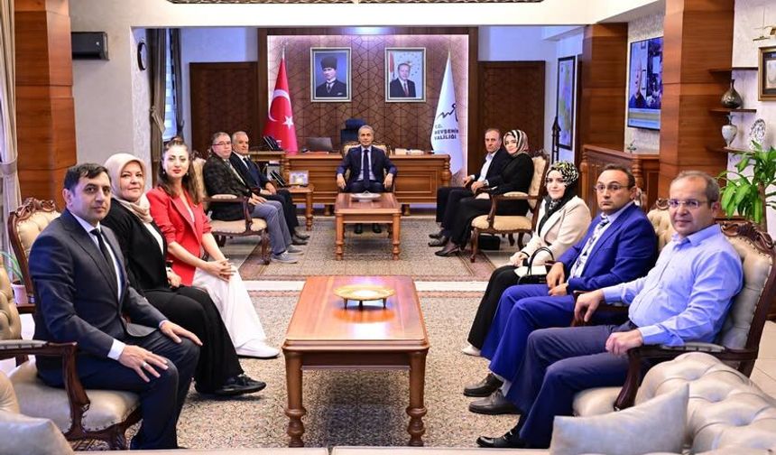 Büro Memur-Sen'den Vali Hüseyin Kök'e Hayırlı Olsun Ziyareti