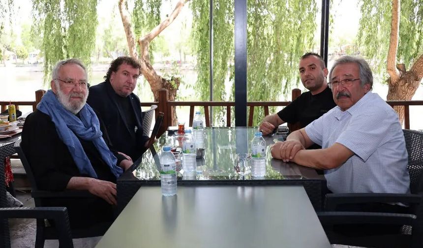 Başkan Sarıtaş, Aşık Sefai'yi Avanos'ta Ağırladı