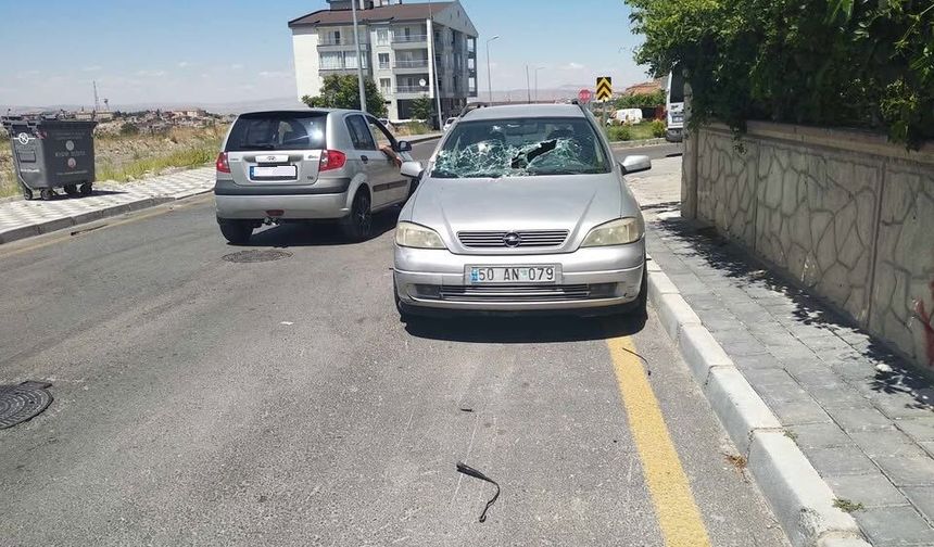 Nevşehir'de Park Halindeki Araca Çarpıp Kaçtı!