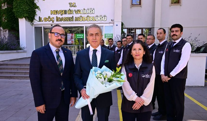 Vali Kök'ten İl Göç İdaresi Müdürlüğü'ne Ziyaret