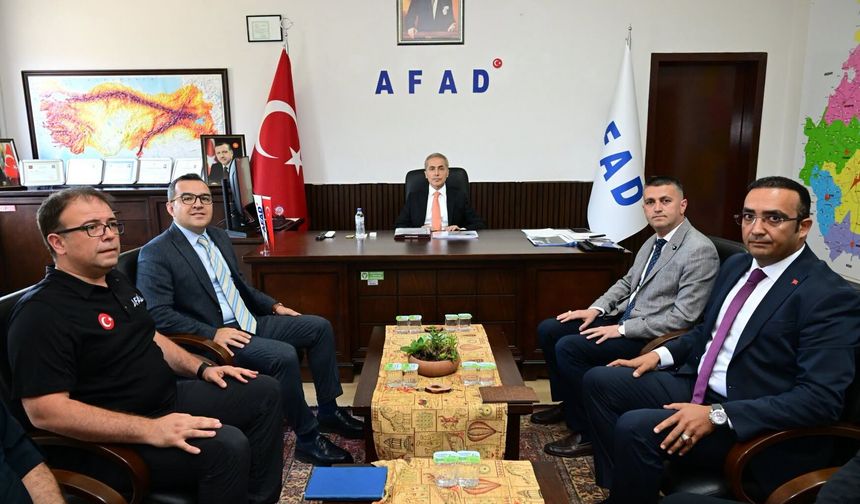 Nevşehir Valisi Kök'ten 112, AFAD ve GAMER'e Ziyaret