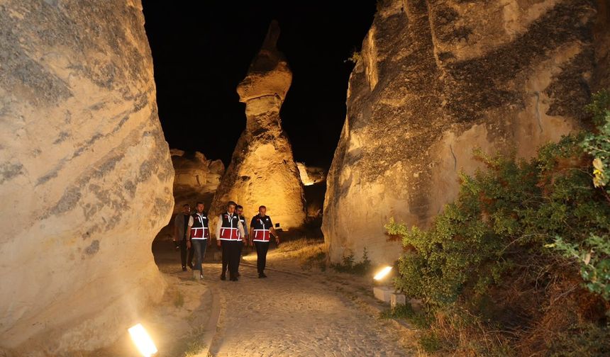 Paşabağları'nda Gece Müzeciliği Dönemi Başladı