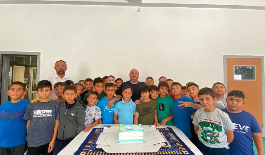 200 Öğrenci Kur'an Yolculuğuna "Bismillah" Dedi