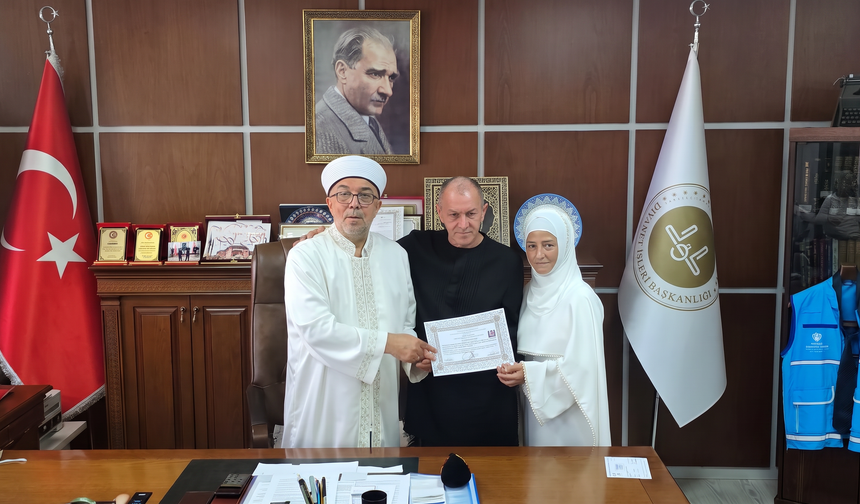Nevşehir’de Alman Vatandaşı Müslüman Oldu