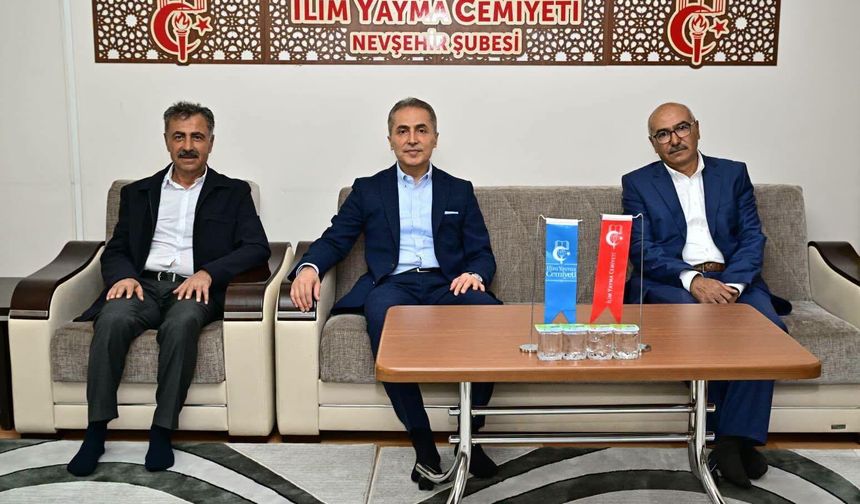 Vali Kök’ten İlim Yayma Cemiyeti Nevşehir Şubesi’ne Ziyaret