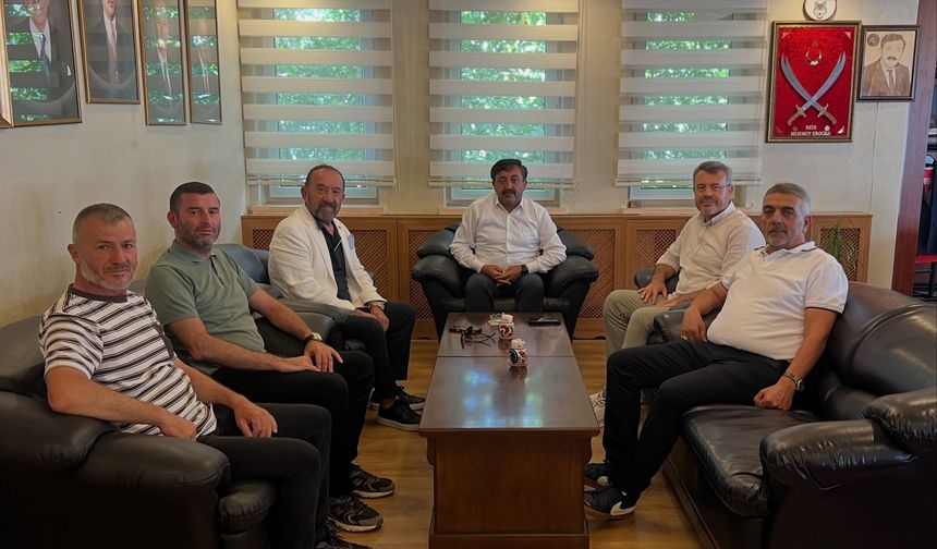 İş İnsanı Yaşar Eroğlu Acıgöl’de Başkan Eroğlu’nu Ziyaret Etti
