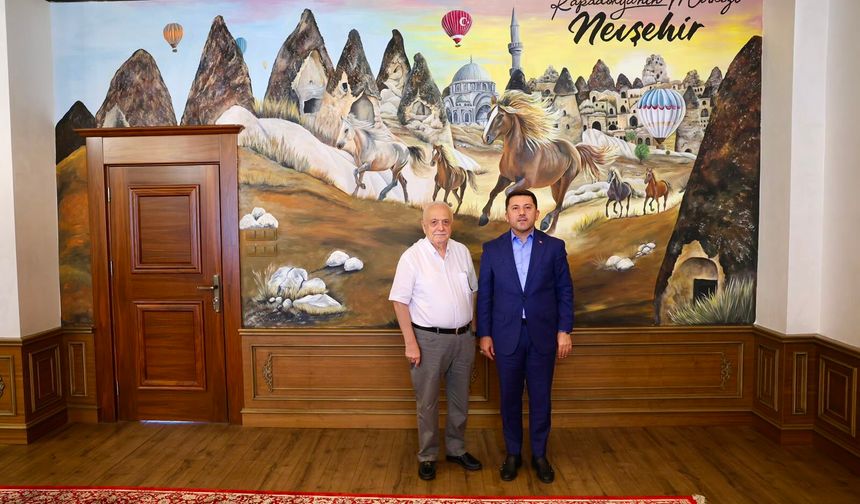 Altınyıldız Yönetim Kurulu Başkanı Ragıp Özaltın’dan Belediye Başkanı Rasim Arı’ya Ziyaret