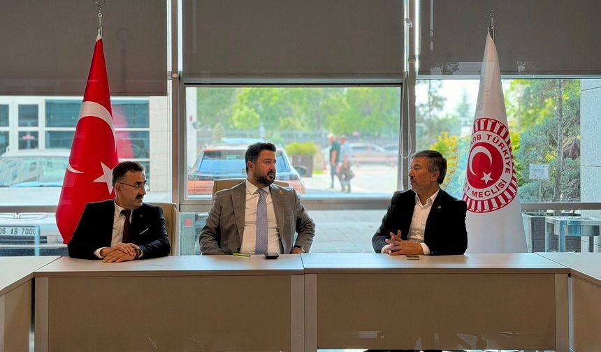 Çalışkan'dan İHH ve Eğitim-Bir-Sen'e teşekkür