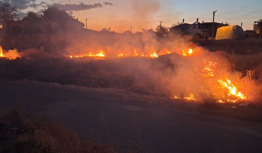 Karacaşar'da Akşam Saatlerinde Yangın Paniği!