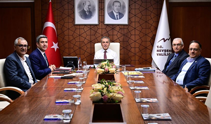 Nevşehir’de Kapadokya Jeopark Zirvesi: Gözler UNESCO’da