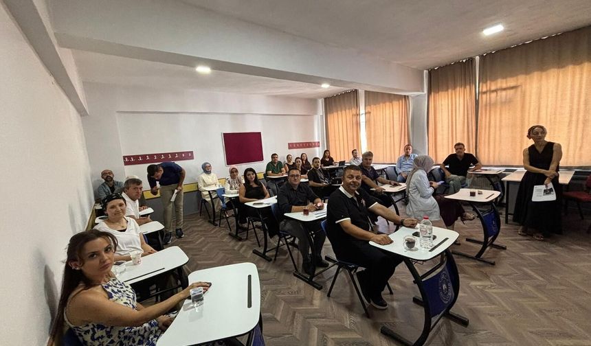 Altınyıldız Koleji Fen ve Anadolu Lisesinde Hizmet İçi Eğitim Seminerleri