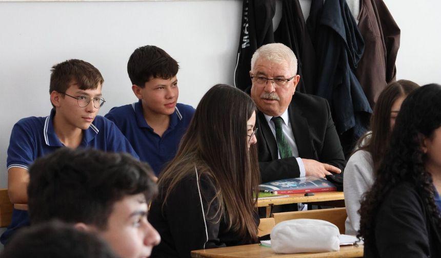 Nevşehir Millî Eğitim Müdürü Yazıcı Cemil Meriç Sosyal Bilimler Lisesinde