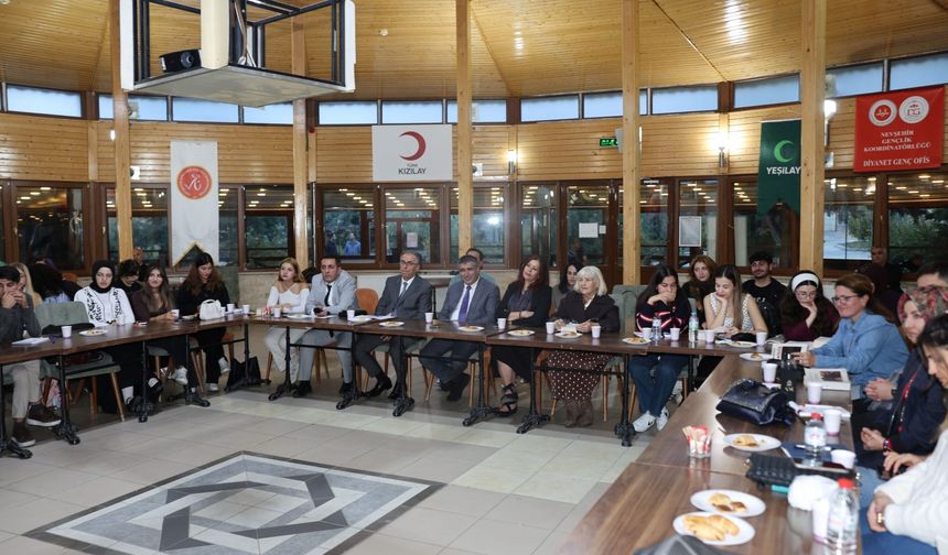 NEVÜ’de “Tolstoy Okumaları II: Diriliş” Etkinliği Gerçekleştirildi