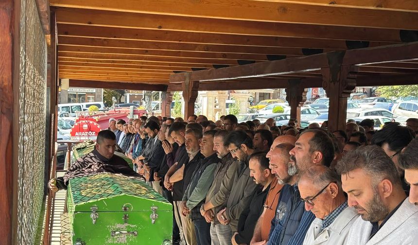 Seyit Kurugöllü Nar'da Dualarla Uğurlandı