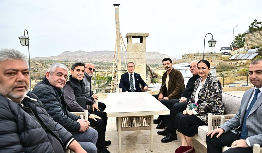 Vali Kök, Ürgüp’te Kamera Arkasına Geçti